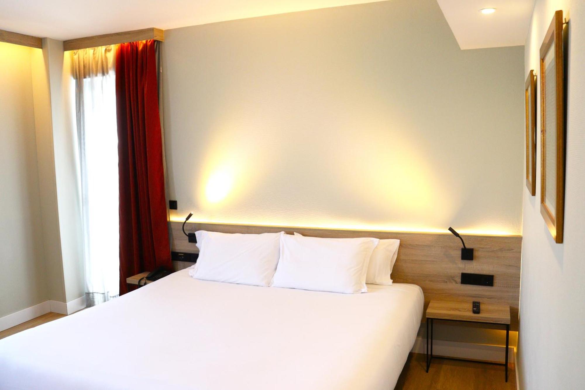 Eurohotel Diagonal Port Barcelona Luaran gambar