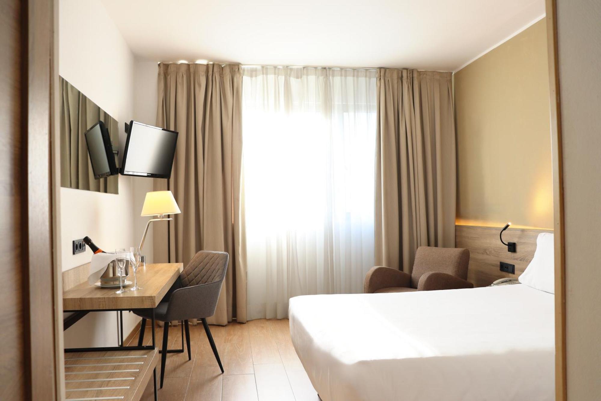 Eurohotel Diagonal Port Barcelona Luaran gambar